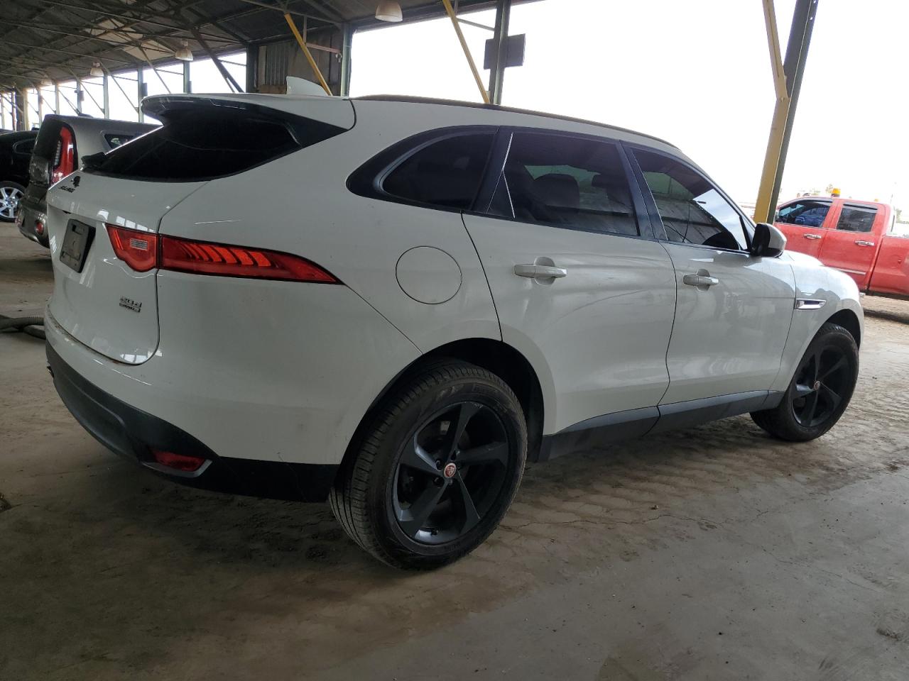 2017 Jaguar F-Pace - Image 3