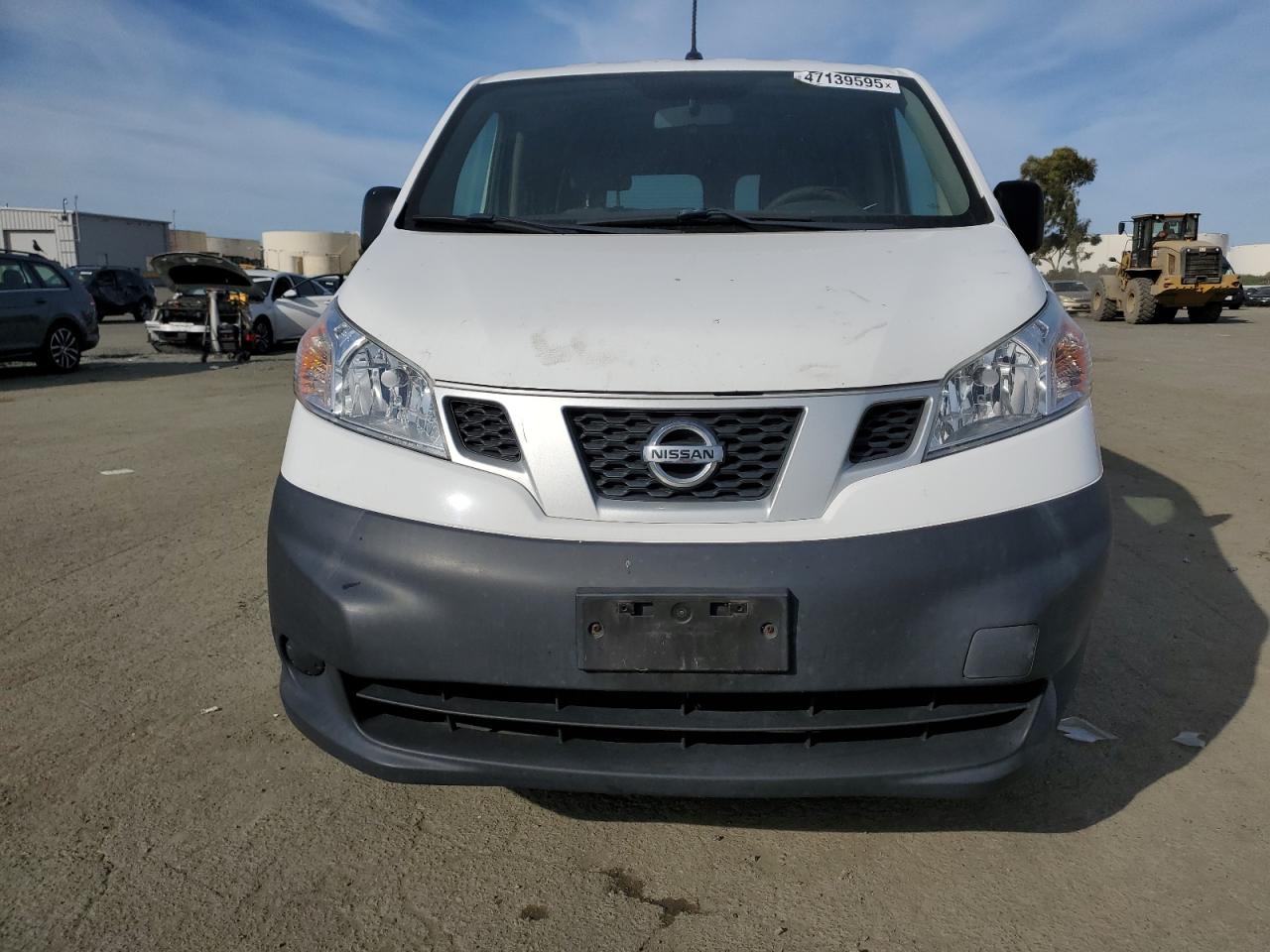 2014 Nissan NV - Image 5