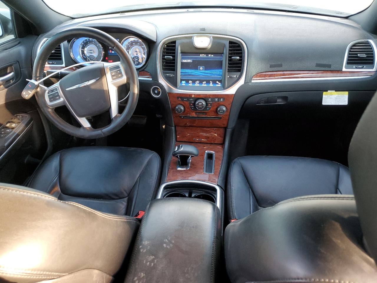 2014 Chrysler 300 - Image 8