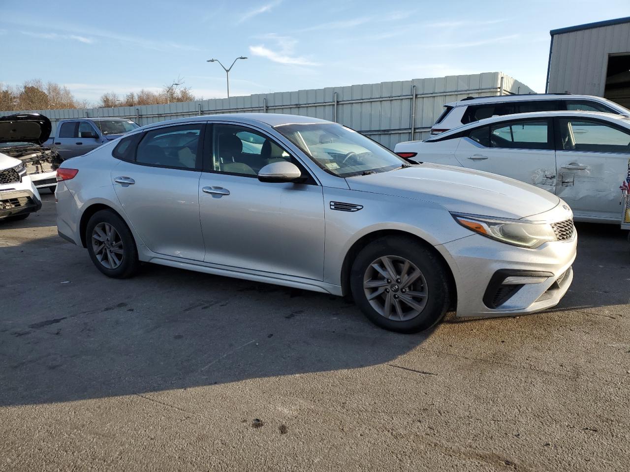 2020 Kia Optima - Image 4