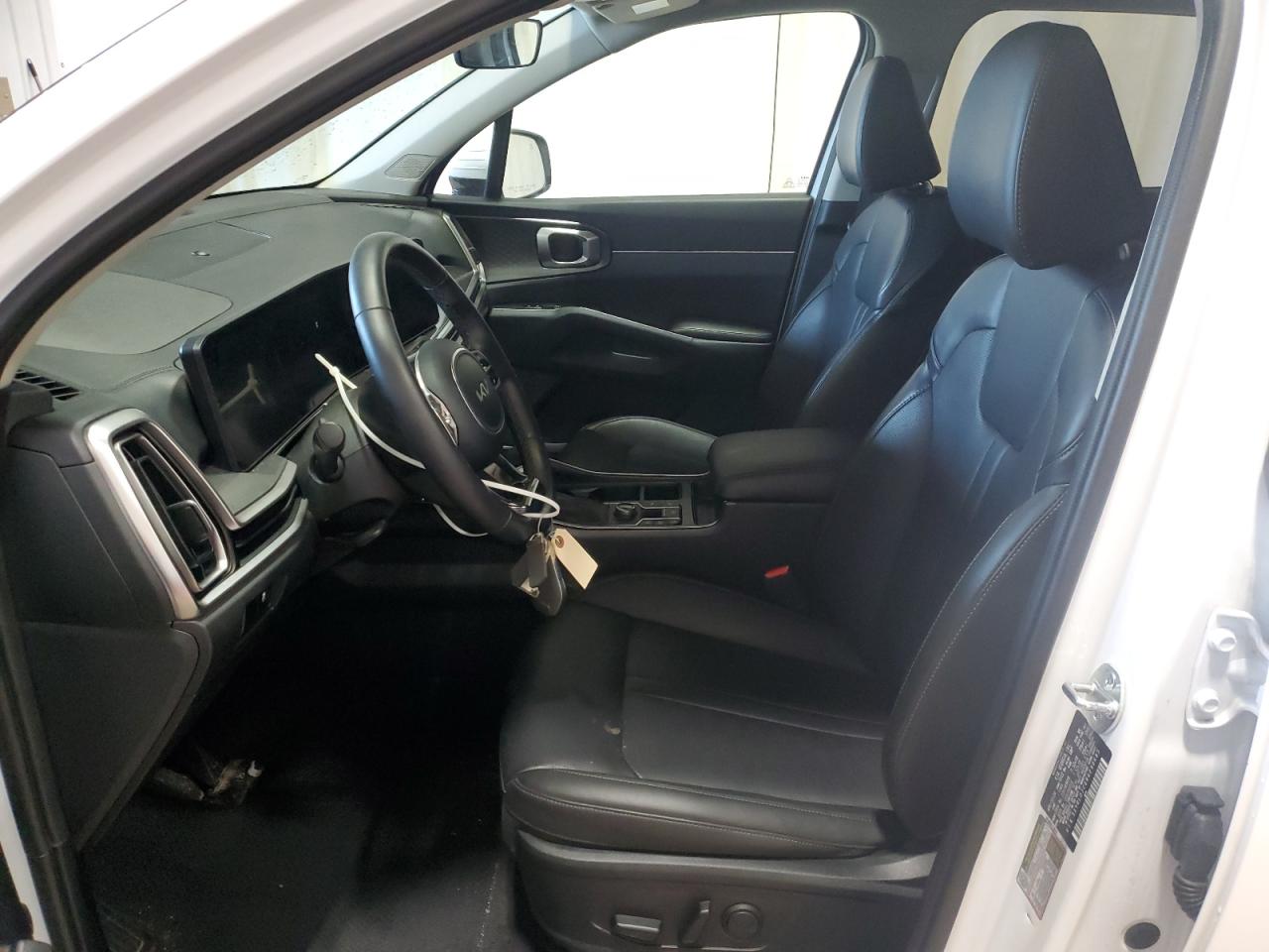2024 Kia Sorento - Image 7