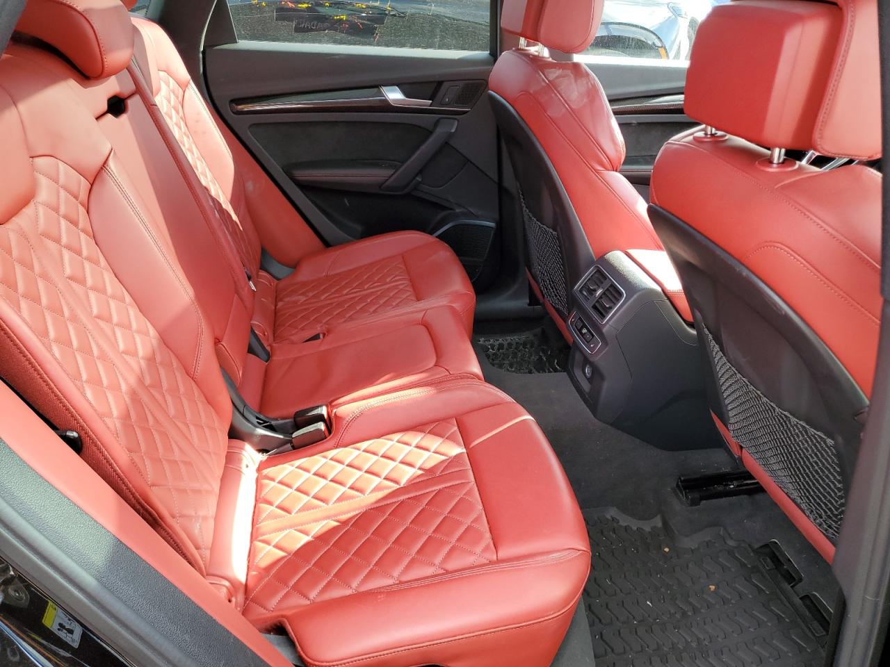 2018 Audi SQ5 - Image 11