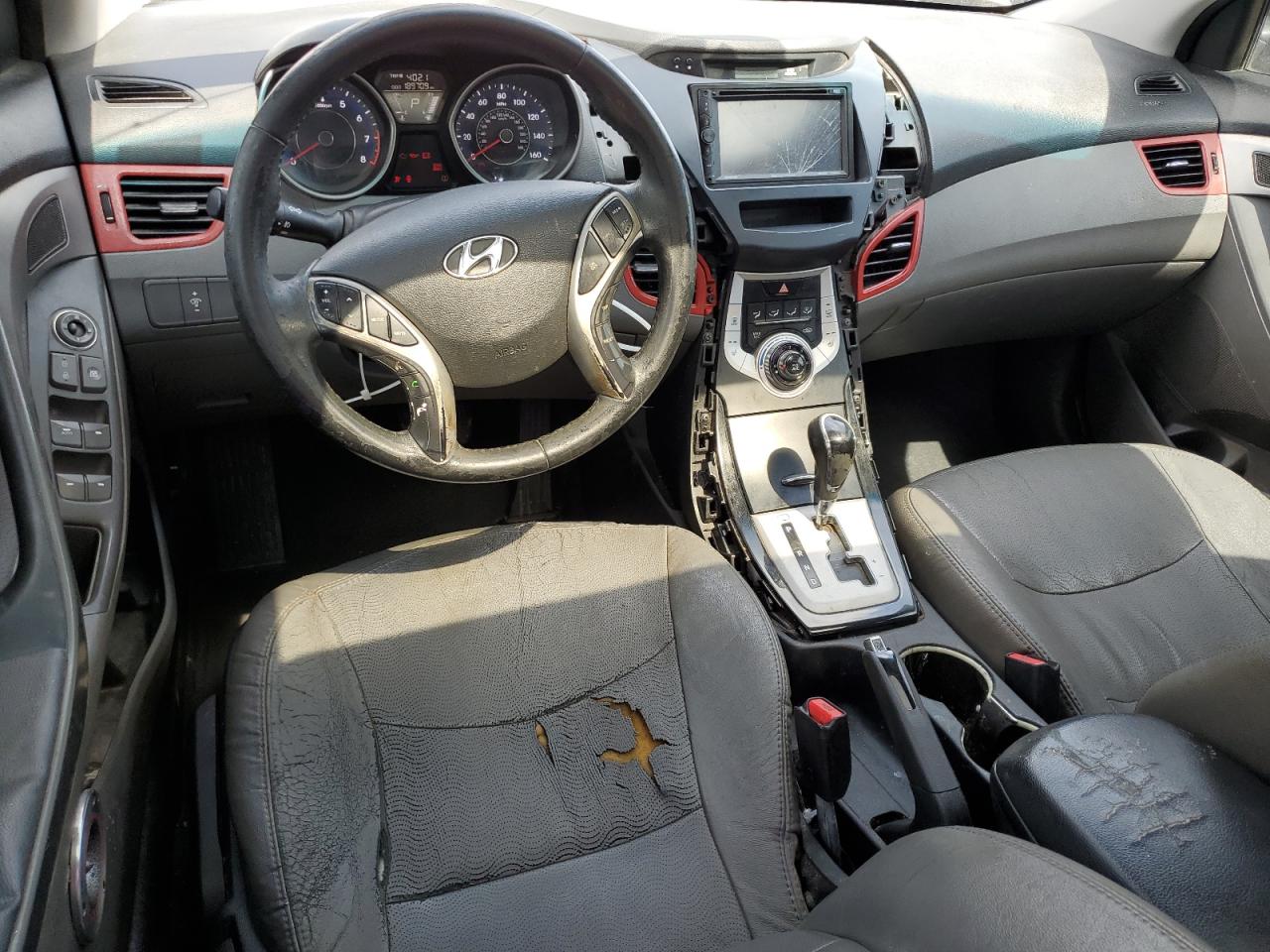 2011 Hyundai Elantra - Image 8