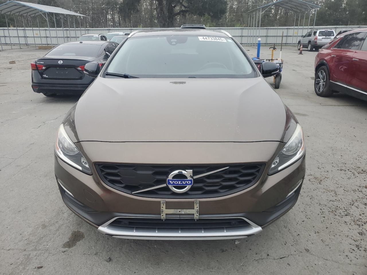 2016 Volvo V60 - Image 5