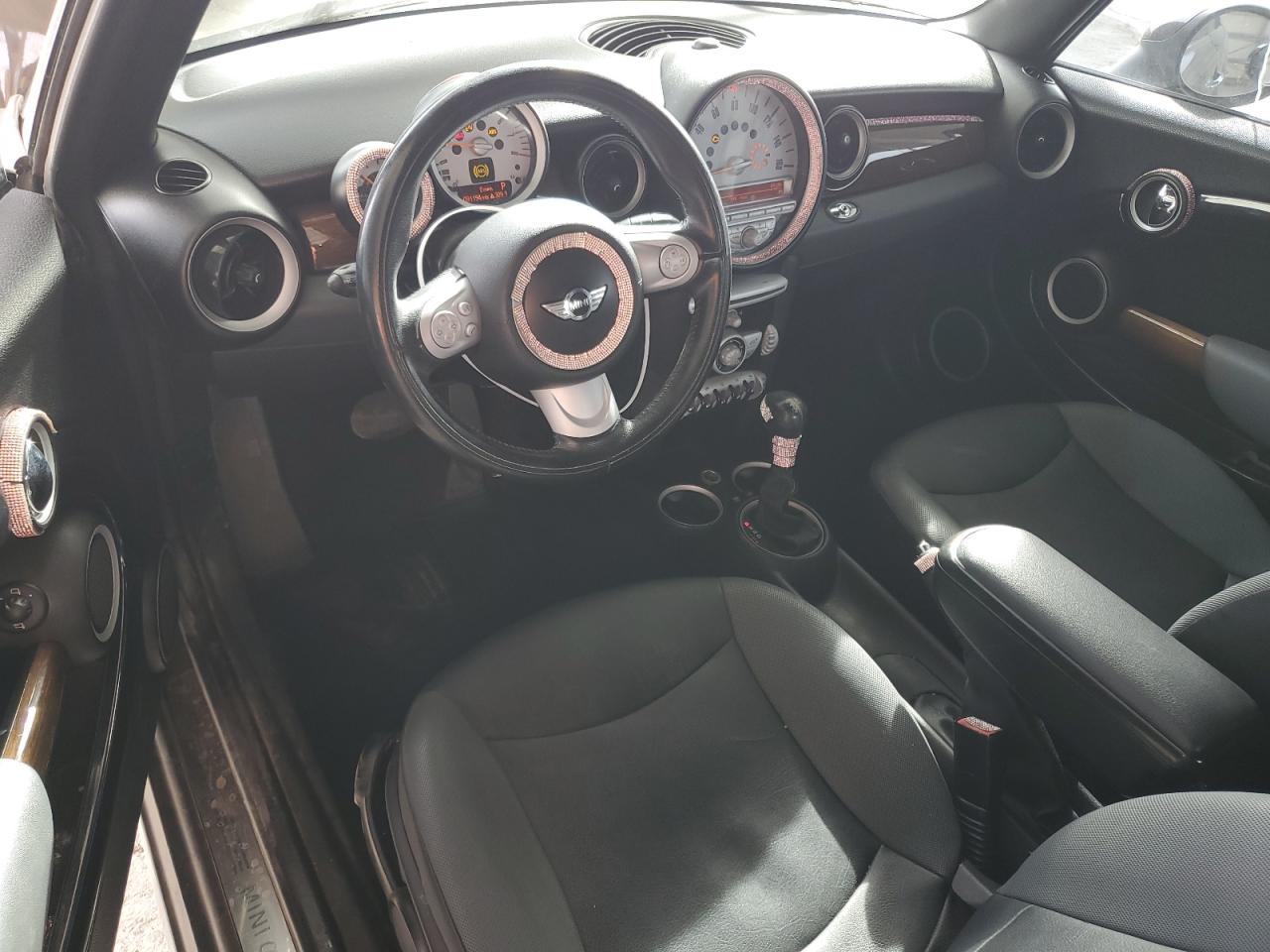 2010 MINI Cooper - Image 8