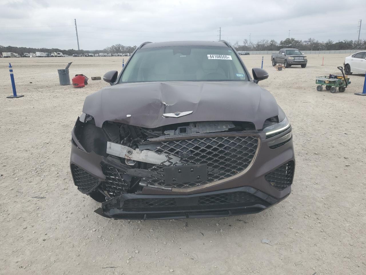 2022 Genesis GV70 - Image 5