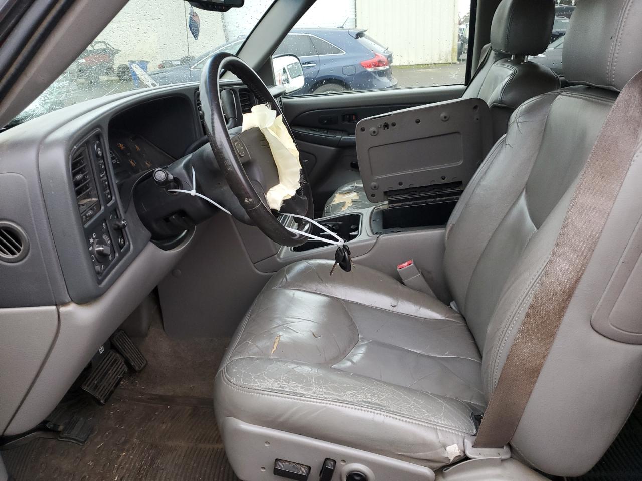2003 Chevrolet Tahoe - Image 7