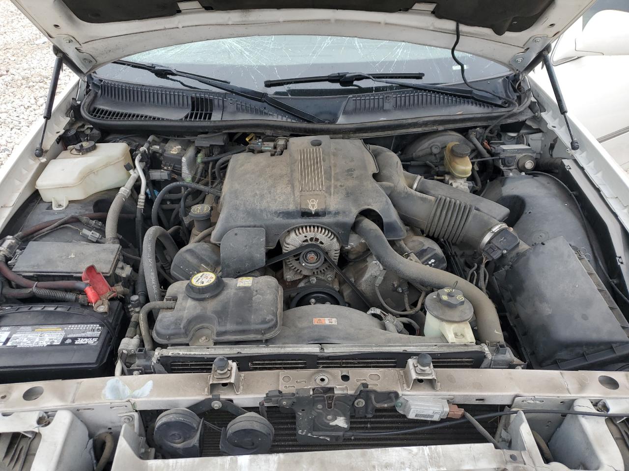 2003 Lincoln Town Car - Image 11