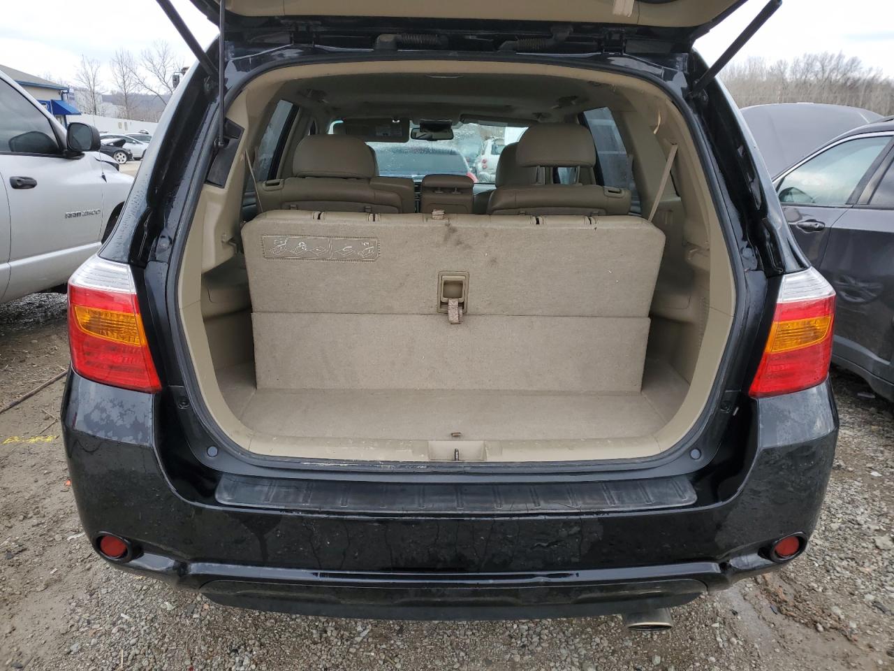 2010 Toyota Highlander - Image 6