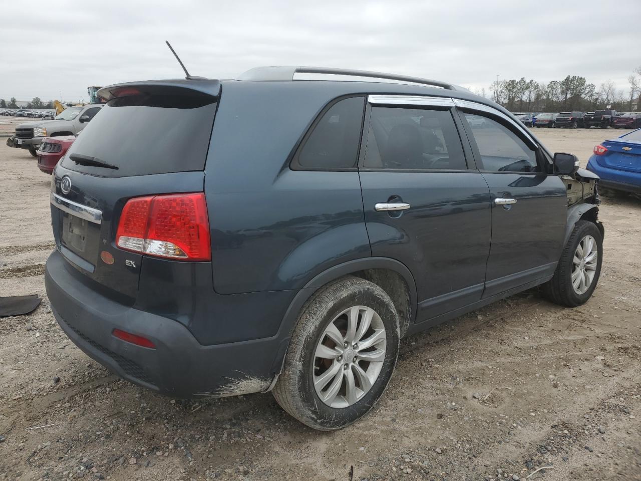 2011 Kia Sorento - Image 3