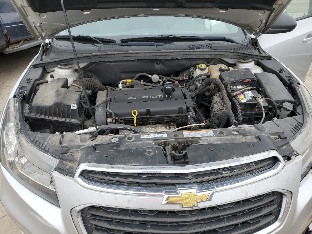 2015 Chevrolet Cruze - Image 11