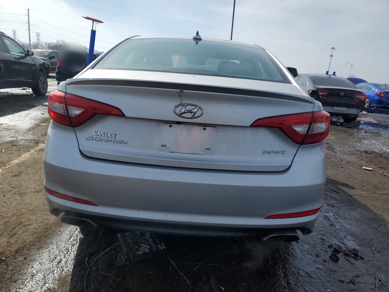 2015 Hyundai Sonata - Image 6