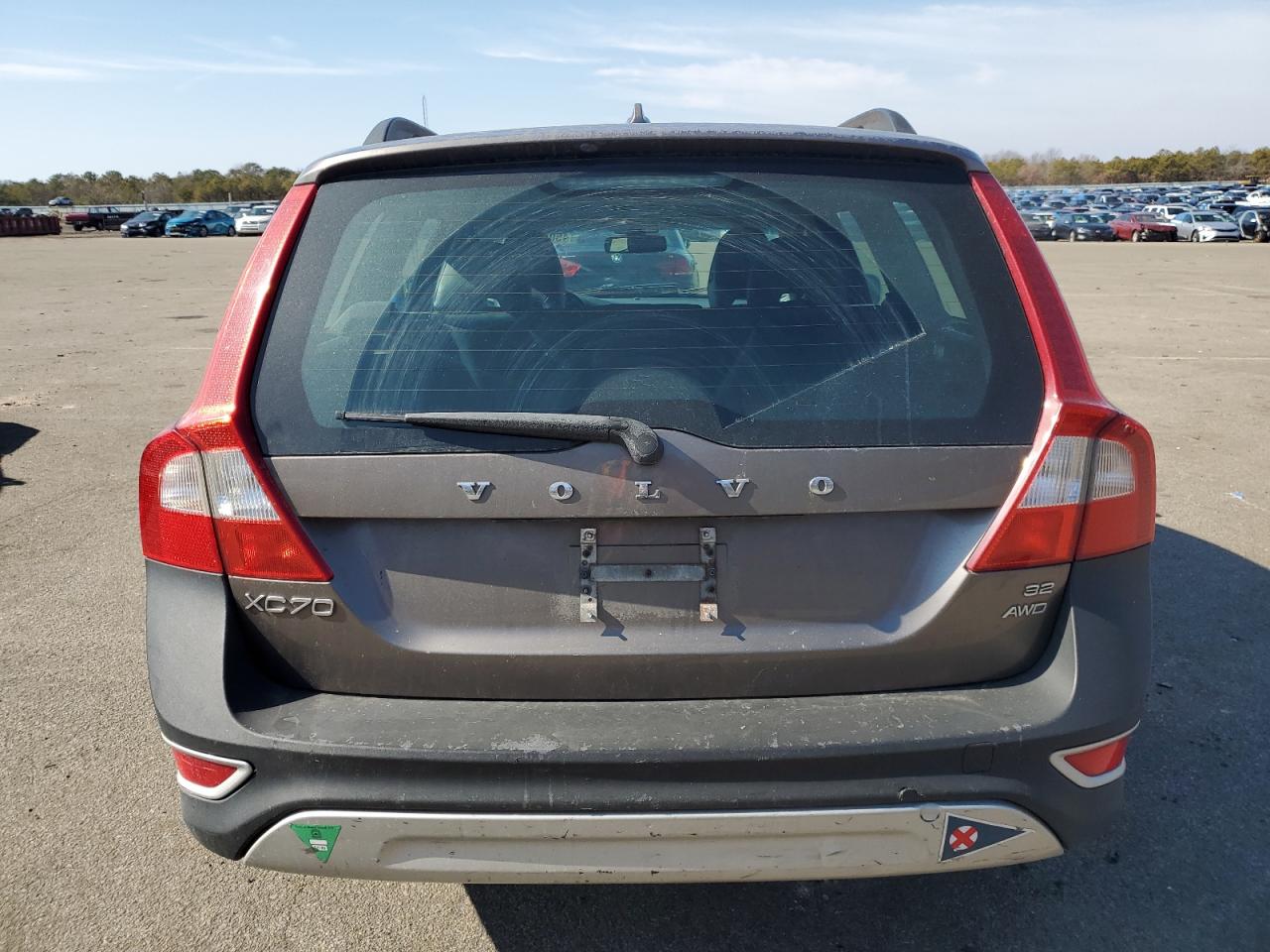 2010 Volvo XC70 - Image 6