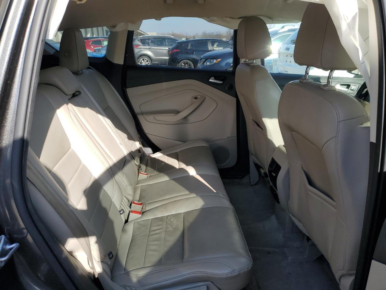 2016 Ford Escape - Image 11