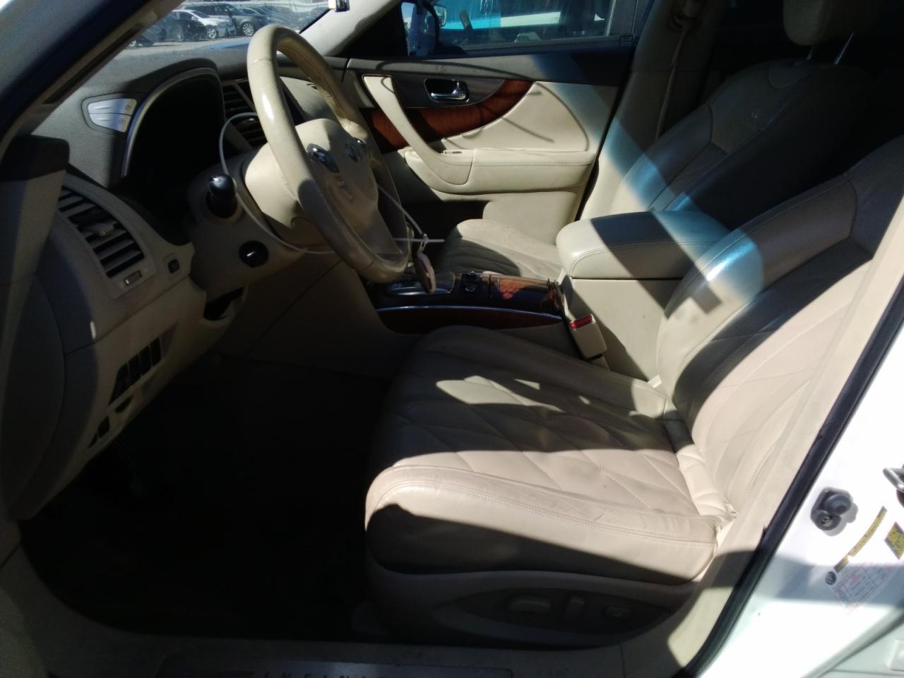 2011 Infiniti FX - Image 7