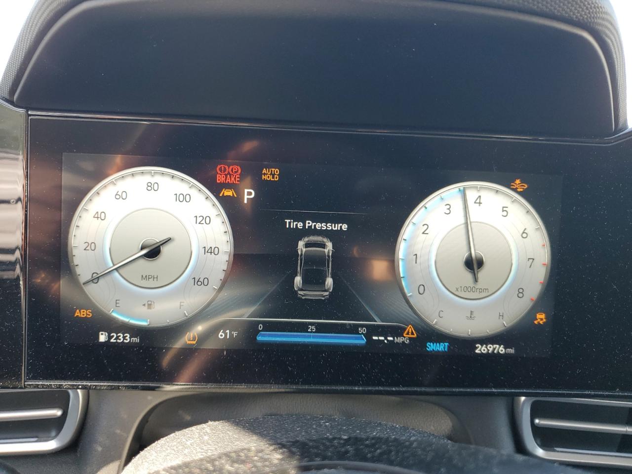 2023 Hyundai Elantra - Image 9