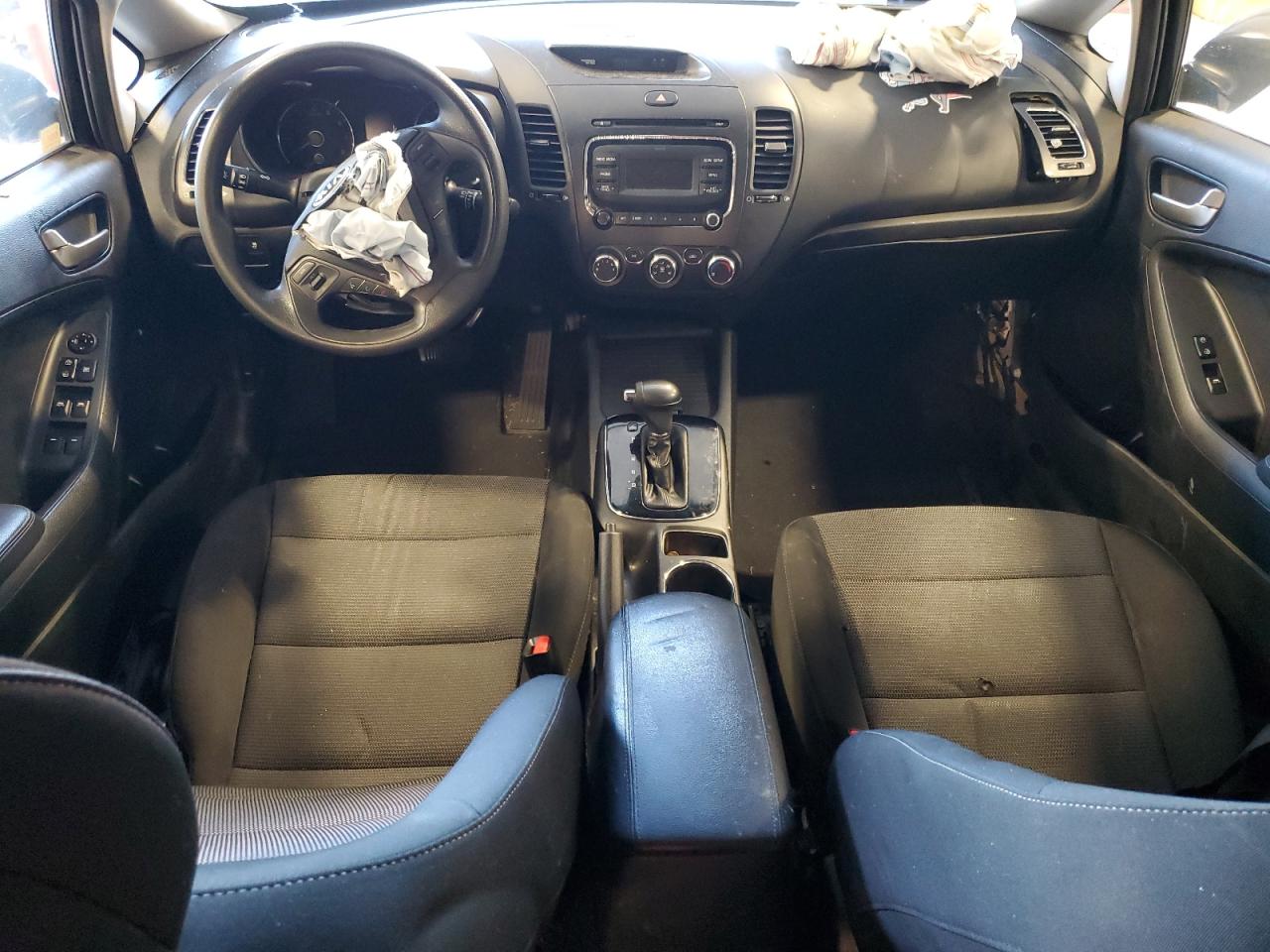 2018 Kia Forte - Image 8