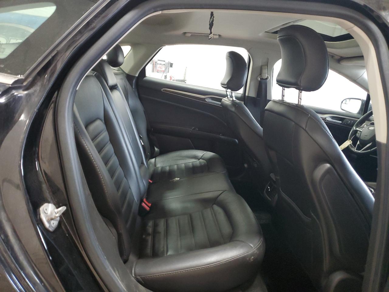 2016 Ford Fusion - Image 10