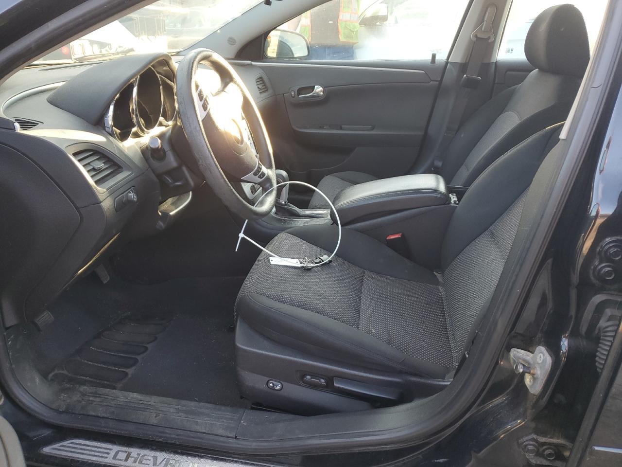 2011 Chevrolet Malibu - Image 7