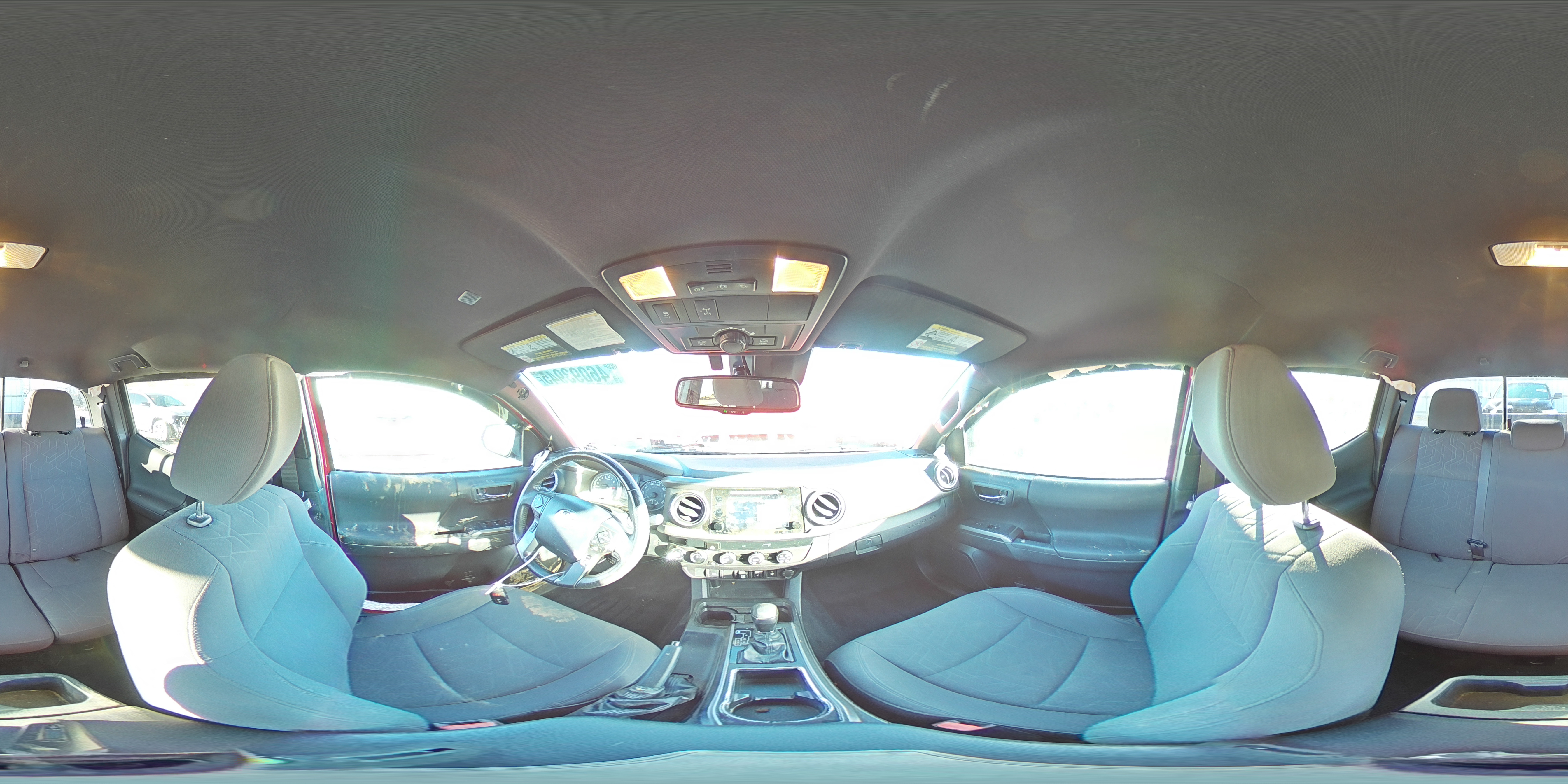 2019 Toyota Tacoma - Image 13