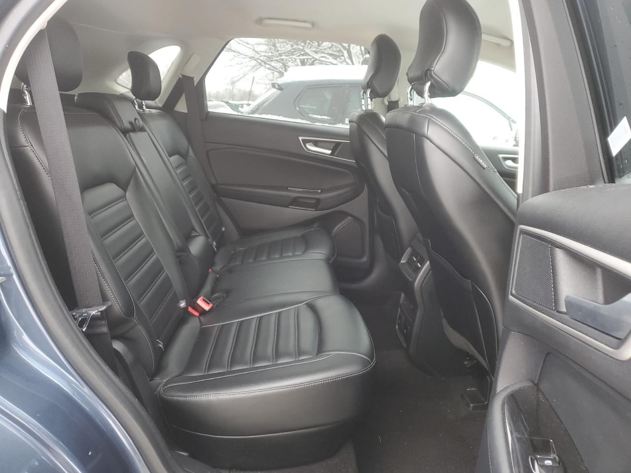 2019 Ford Edge - Image 11