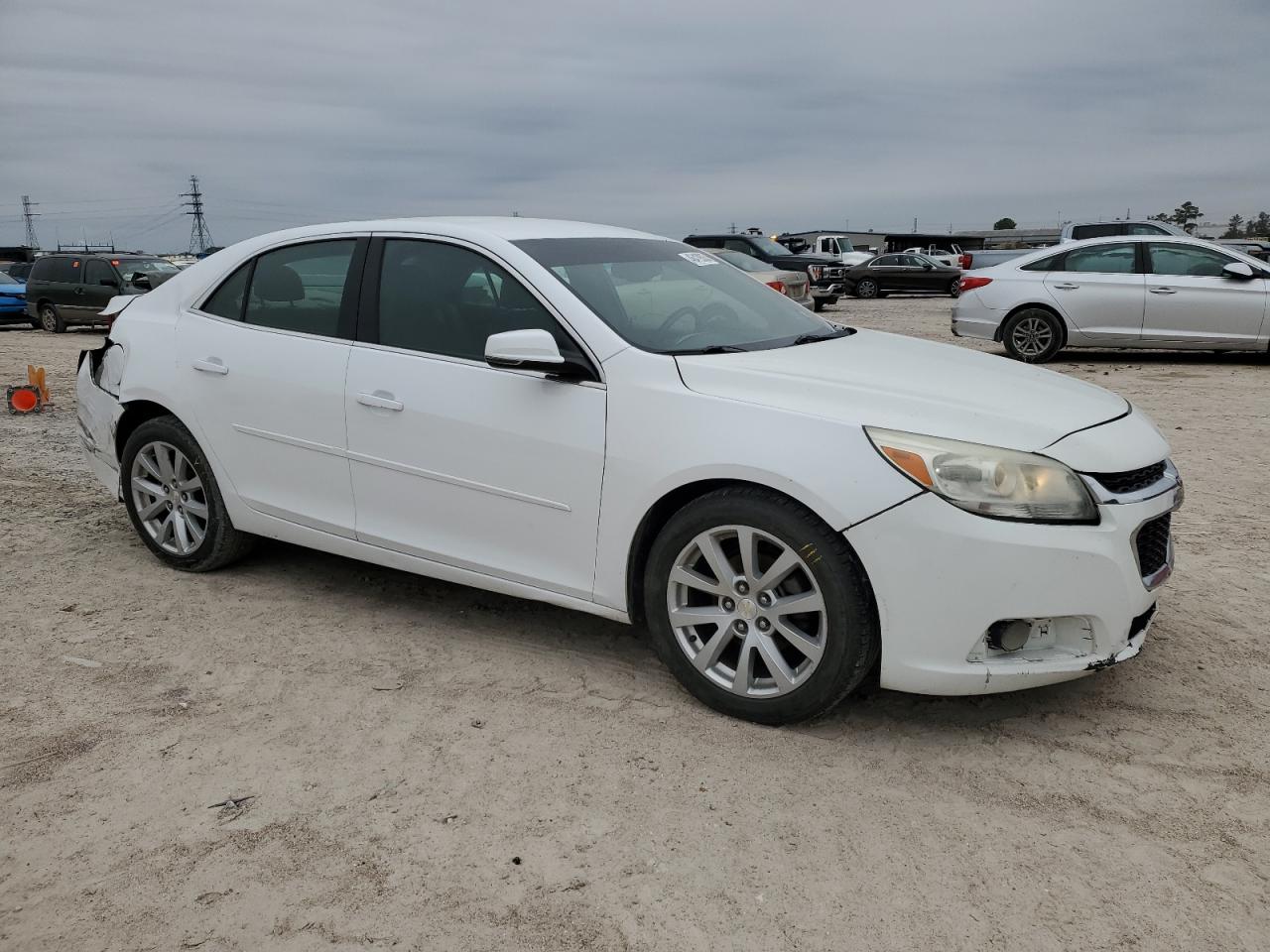 2015 Chevrolet Malibu - Image 4