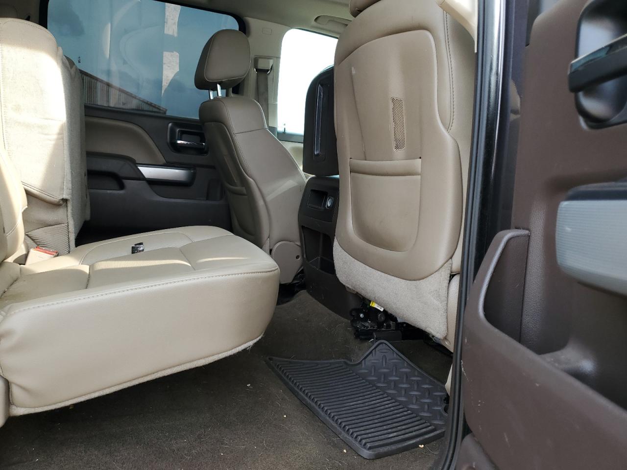 2014 Chevrolet Silverado - Image 10