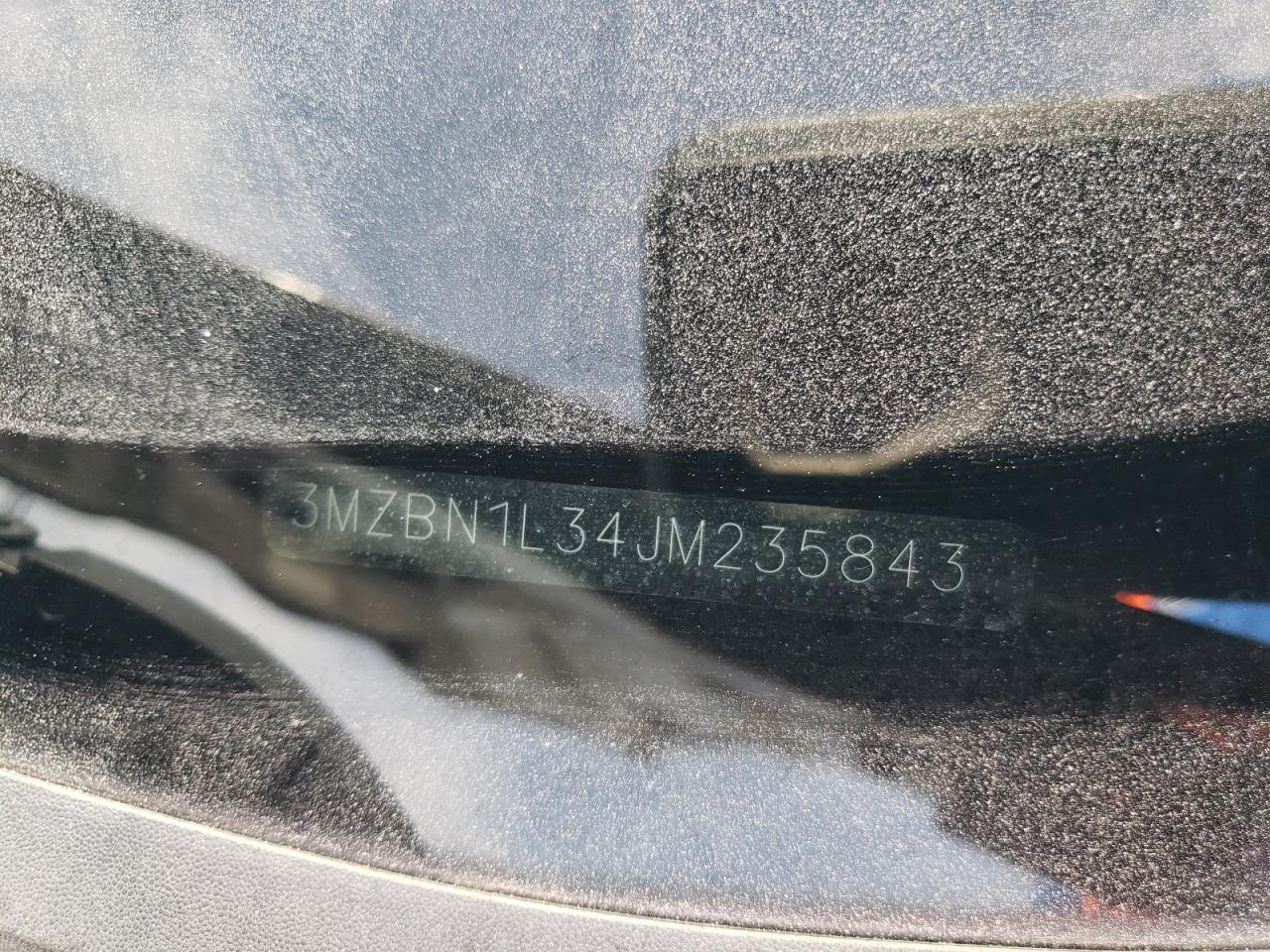 2018 Mazda 3 - Image 12