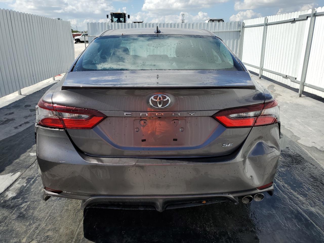 4T1G11AK3MU590142 TOYOTA CAMRY 2021