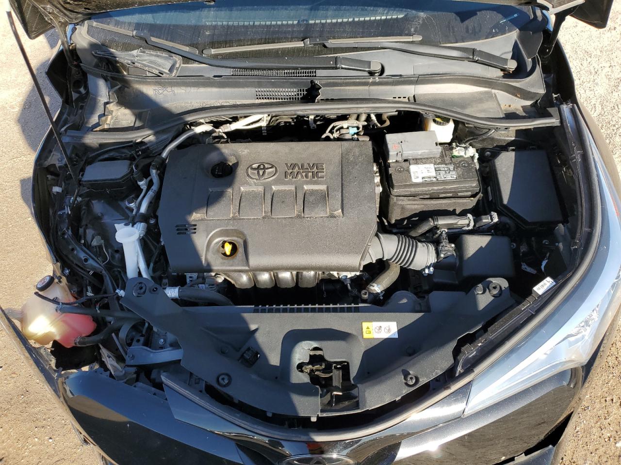 2019 Toyota C-HR - Image 12