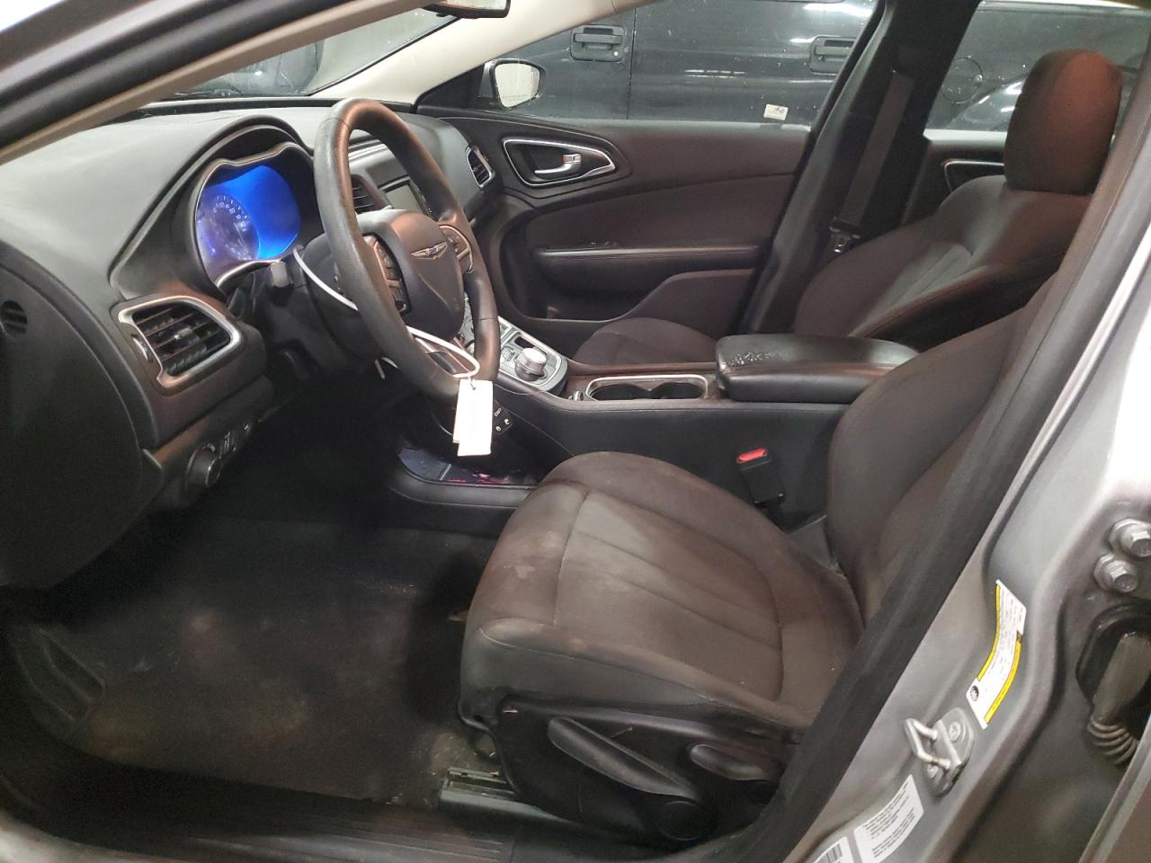 2015 Chrysler 200 - Image 7