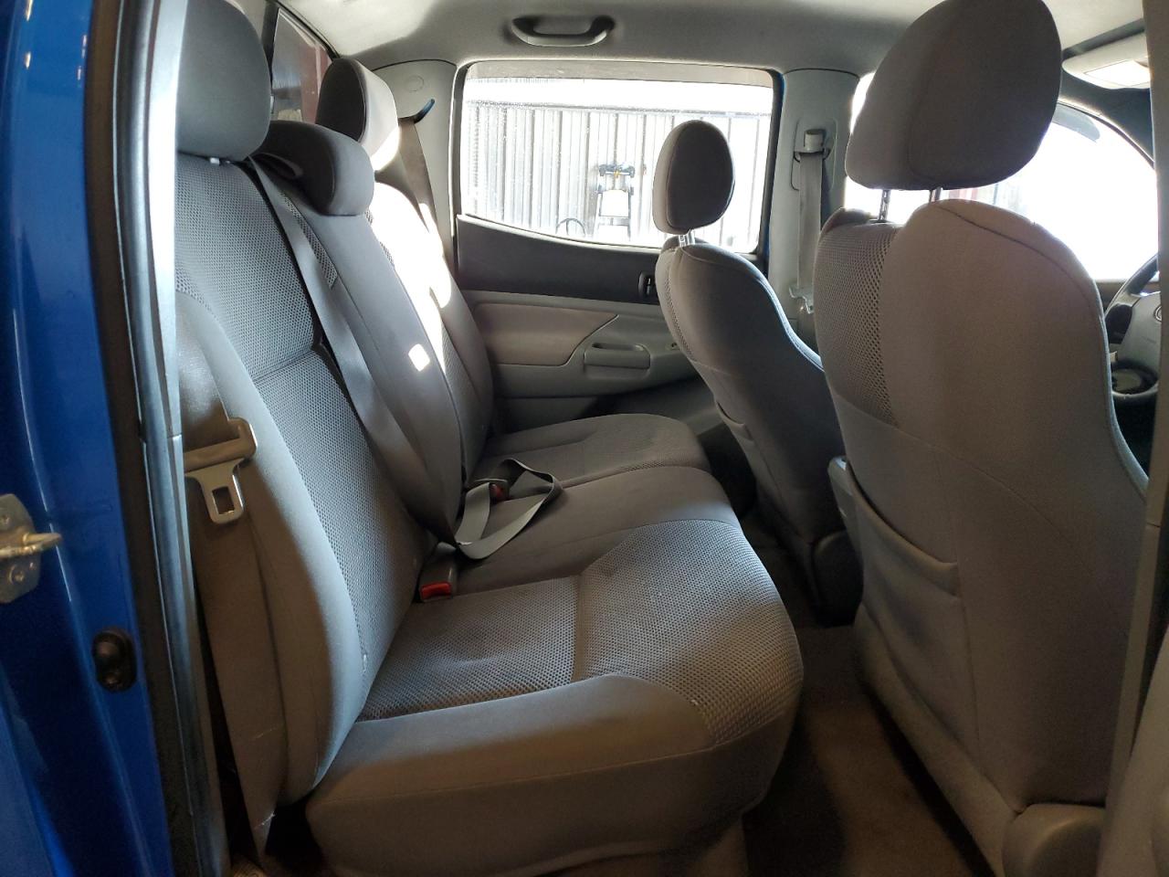 2006 Toyota Tacoma - Image 10