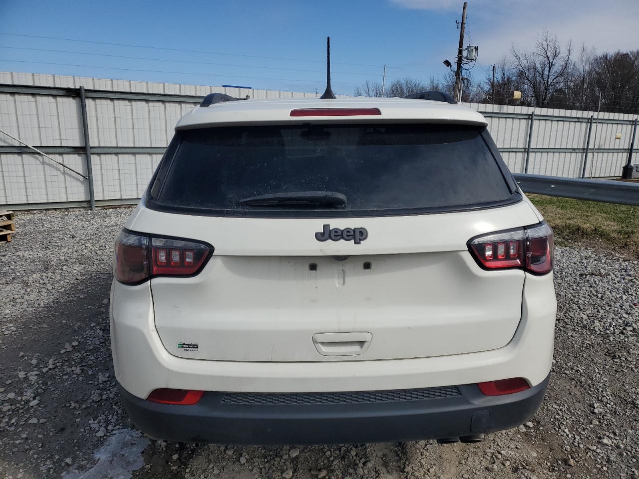 2021 Jeep Compass - Image 6
