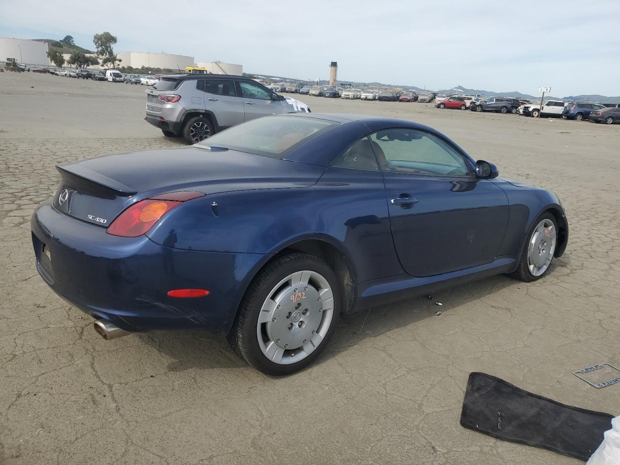 2004 Lexus SC - Image 3