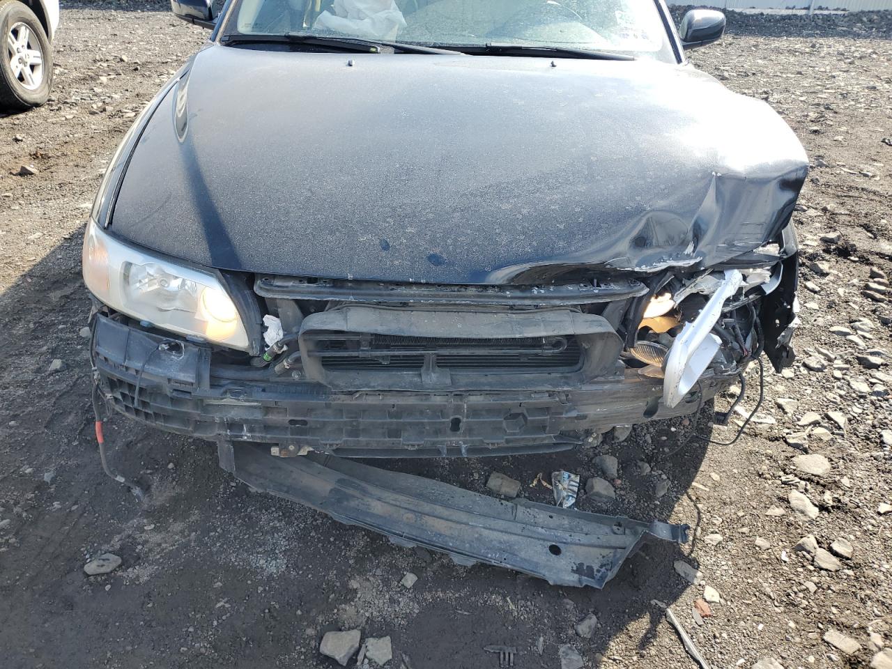 2005 Volvo S60 - Image 11