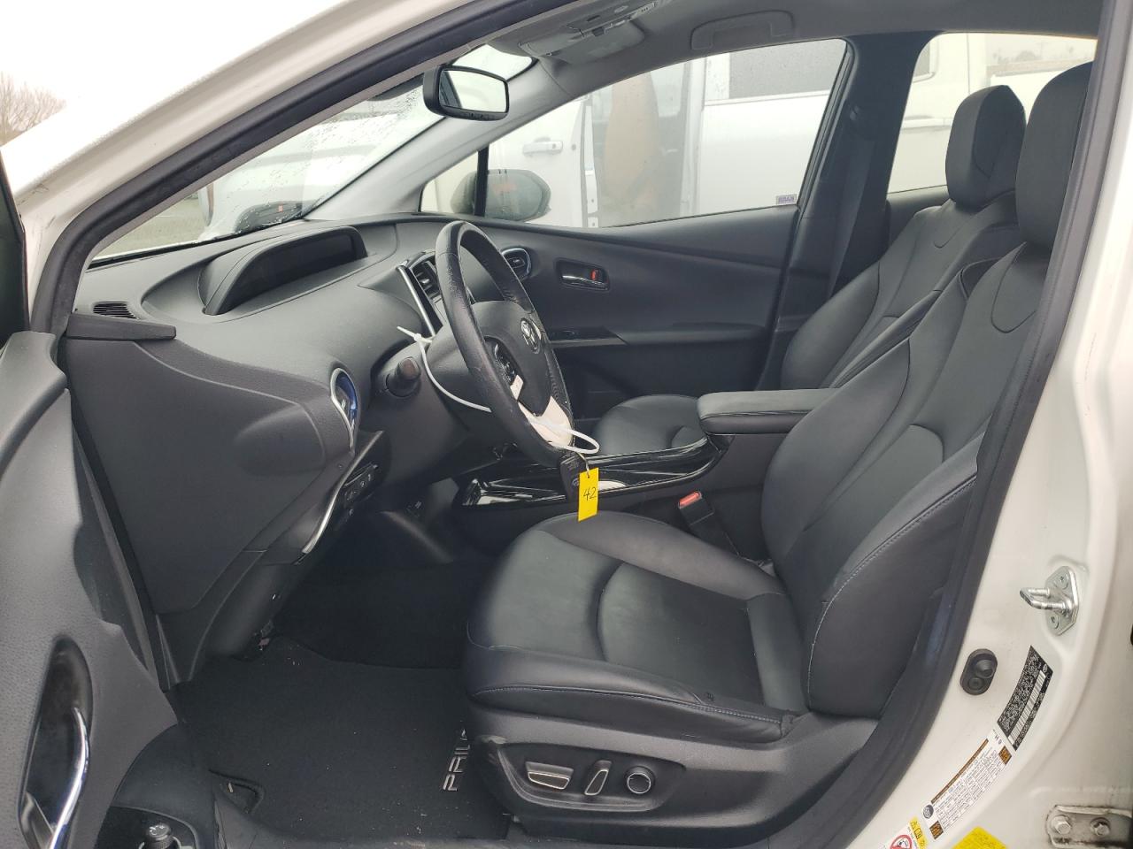 2016 Toyota Prius - Image 7