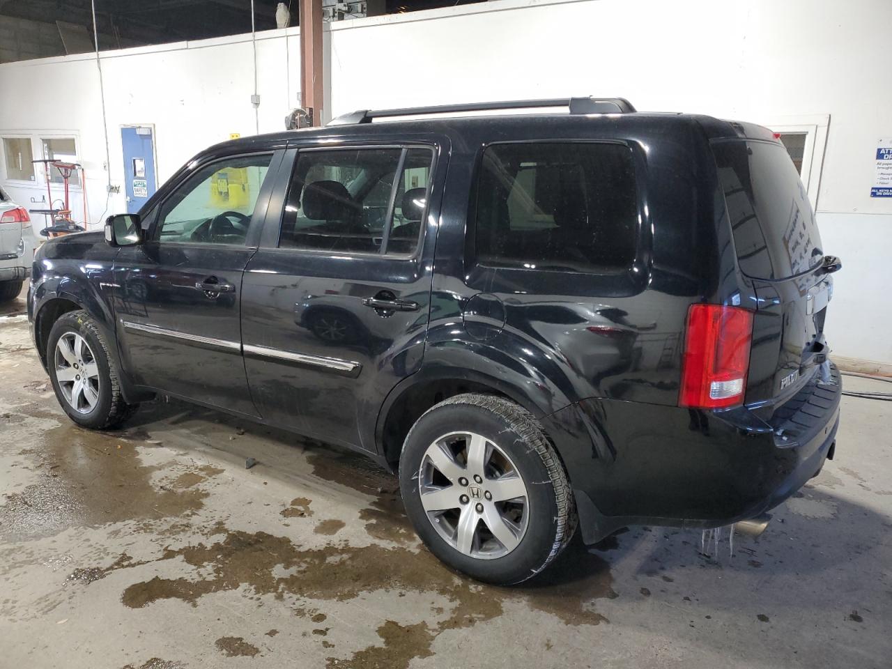 2014 Honda Pilot - Image 2
