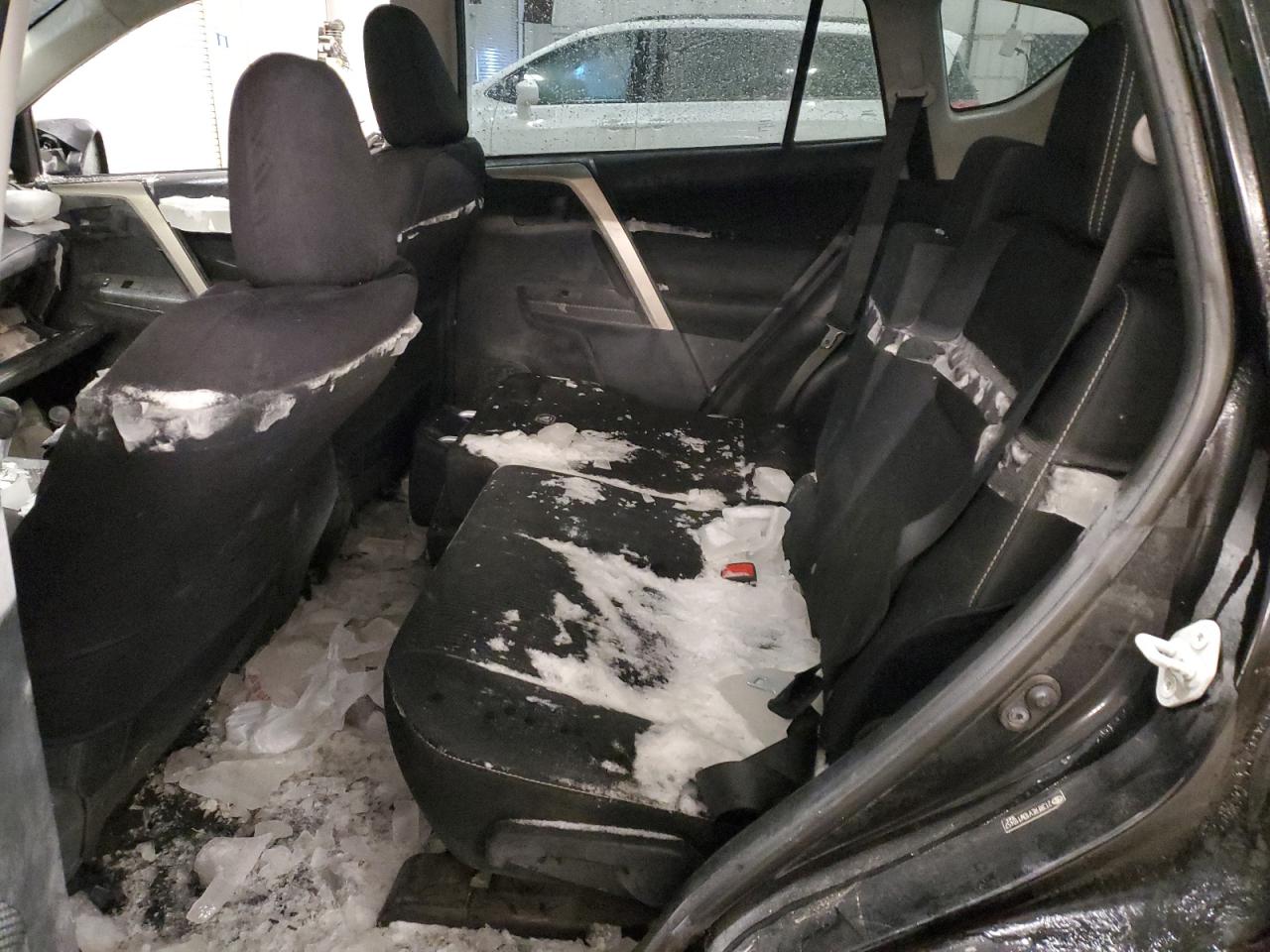 2013 Toyota RAV 4 - Image 11