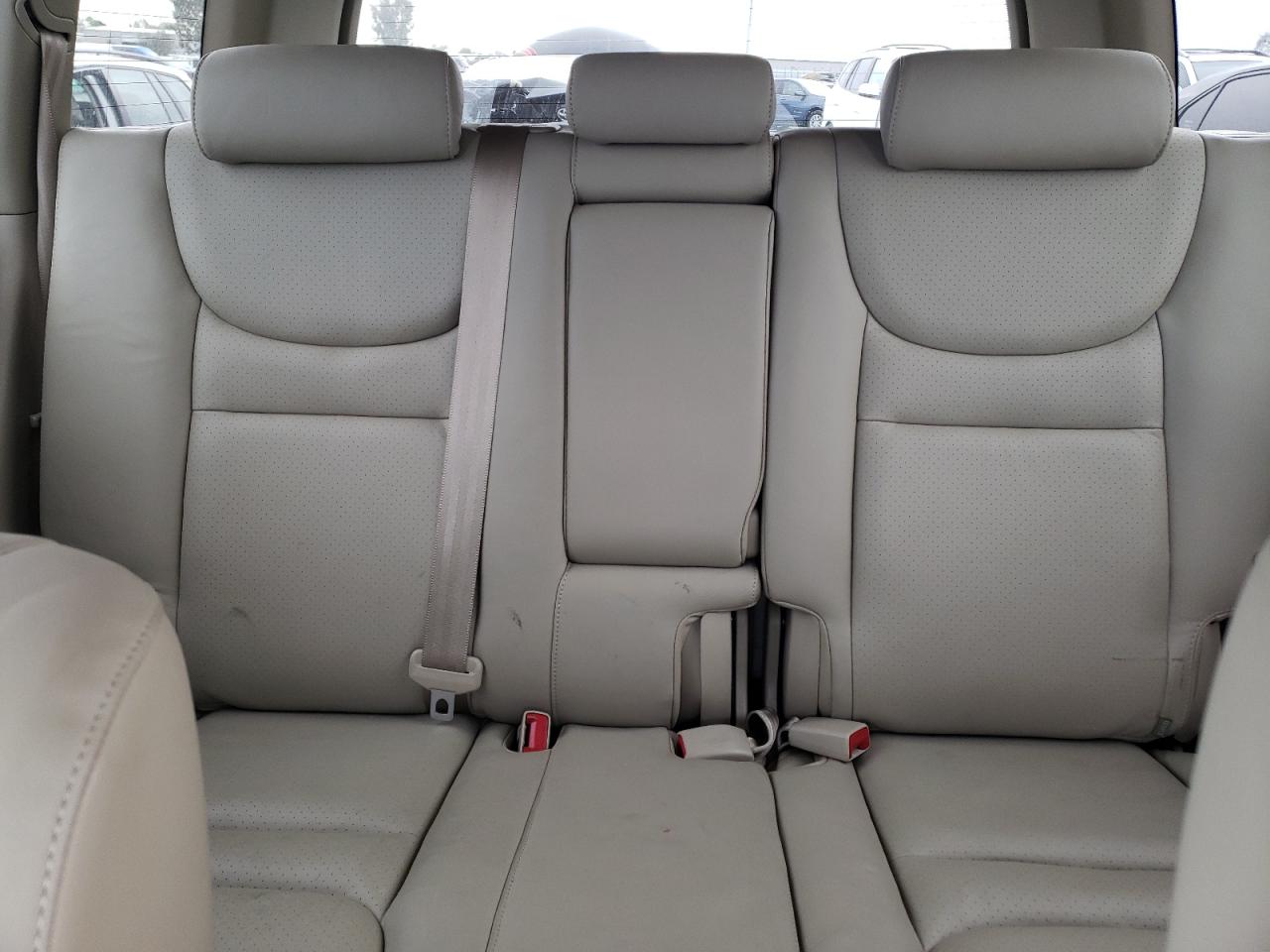 2003 Toyota Highlander - Image 10