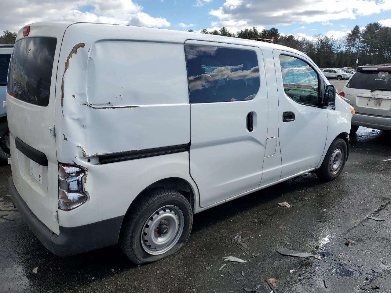 2015 Chevrolet Express - Image 3