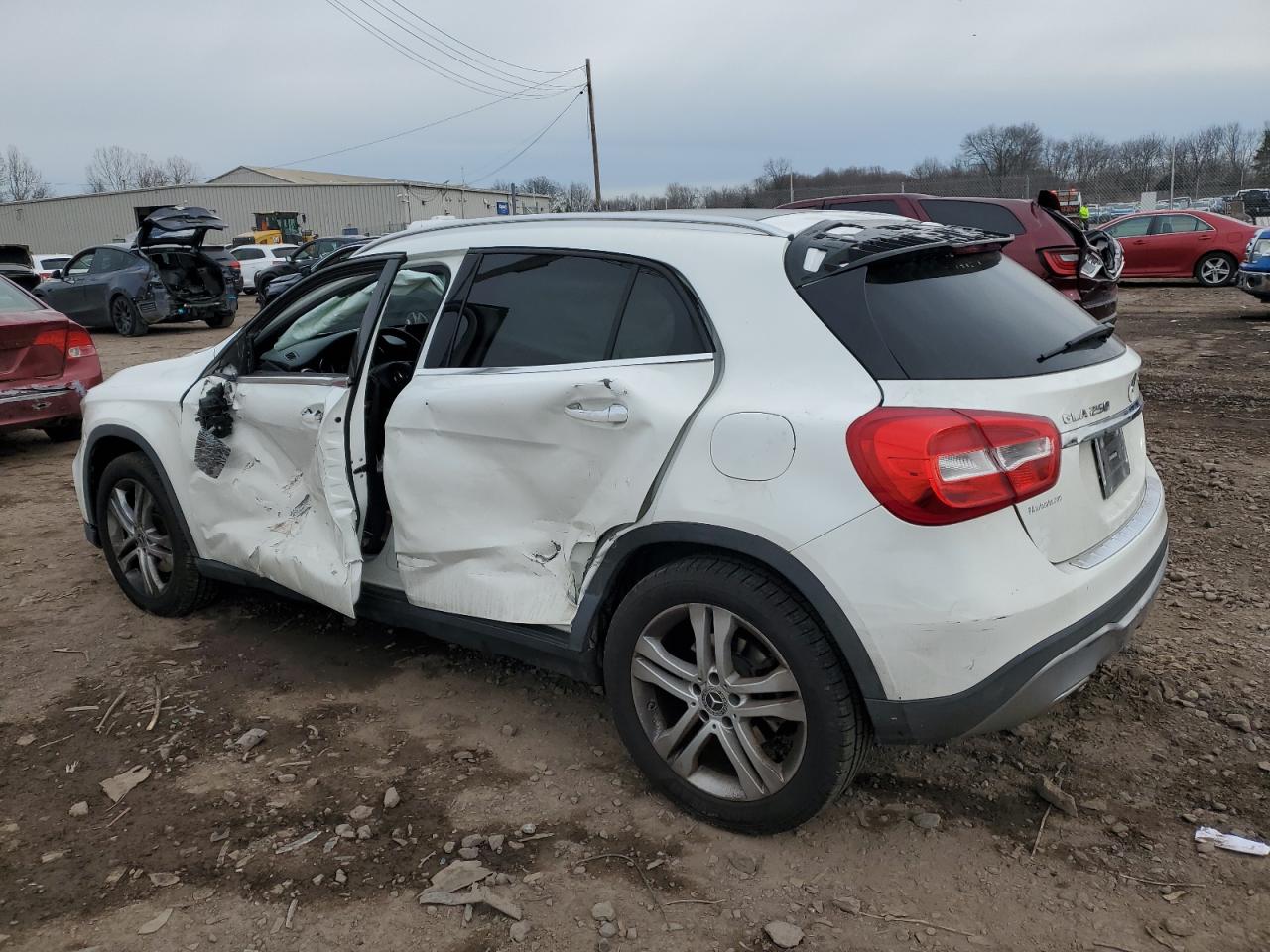 2018 Mercedes-Benz GLA-klasse - Image 2
