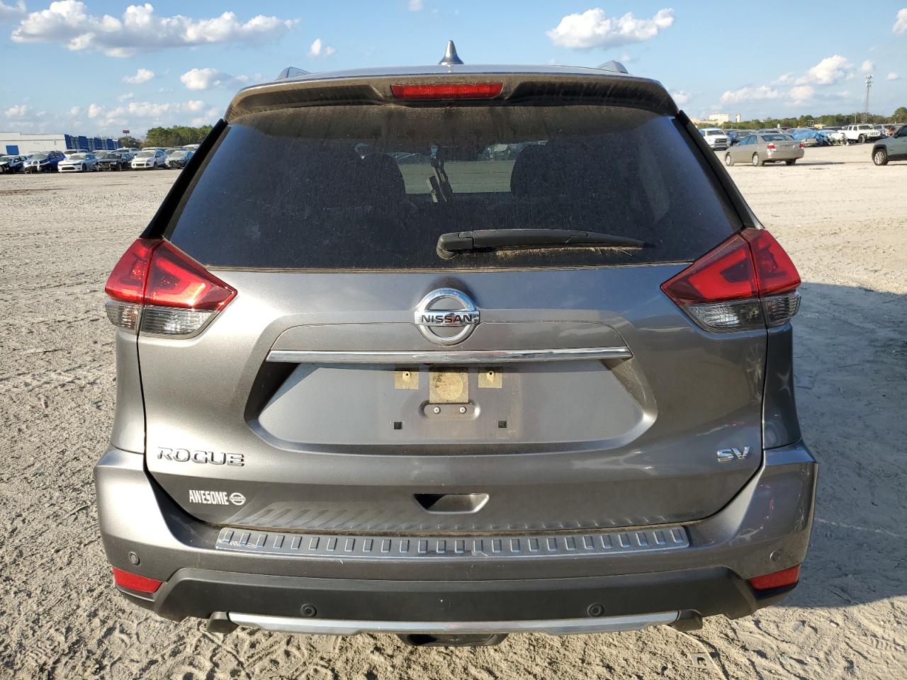 2020 Nissan Rogue - Image 6