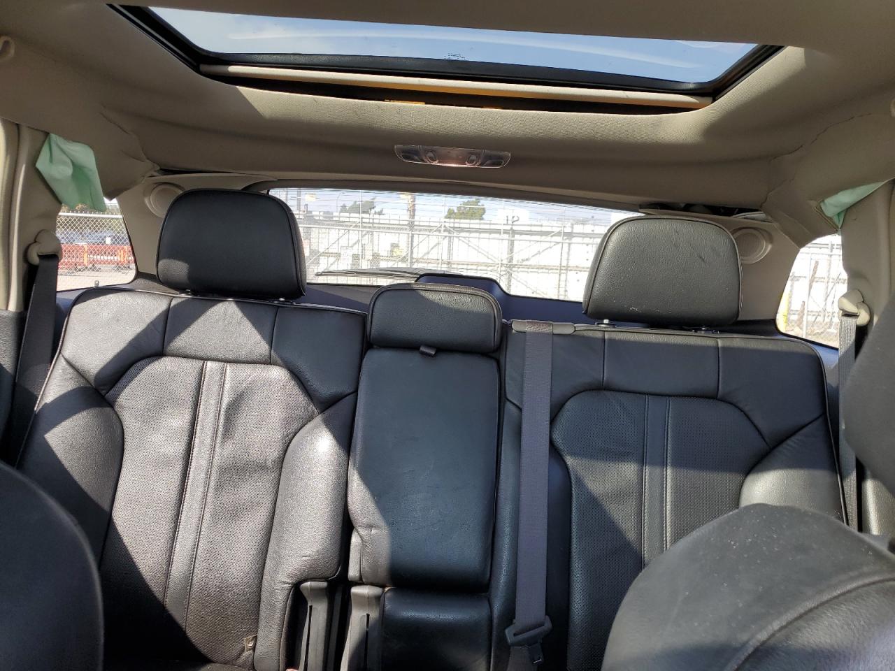 2015 Lincoln MKX - Image 10