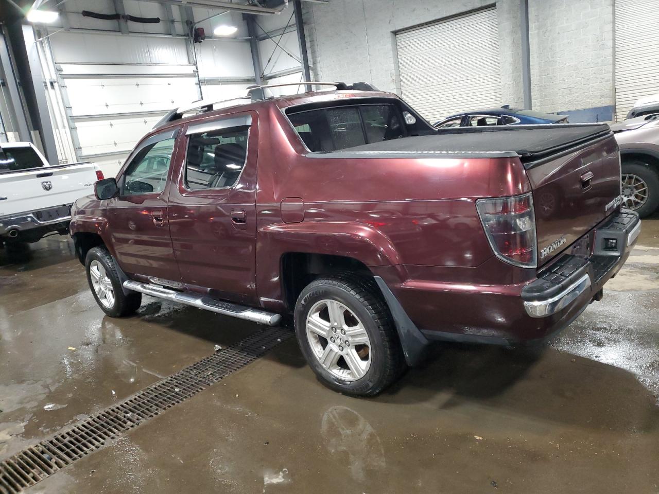 2010 Honda Ridgeline - Image 2
