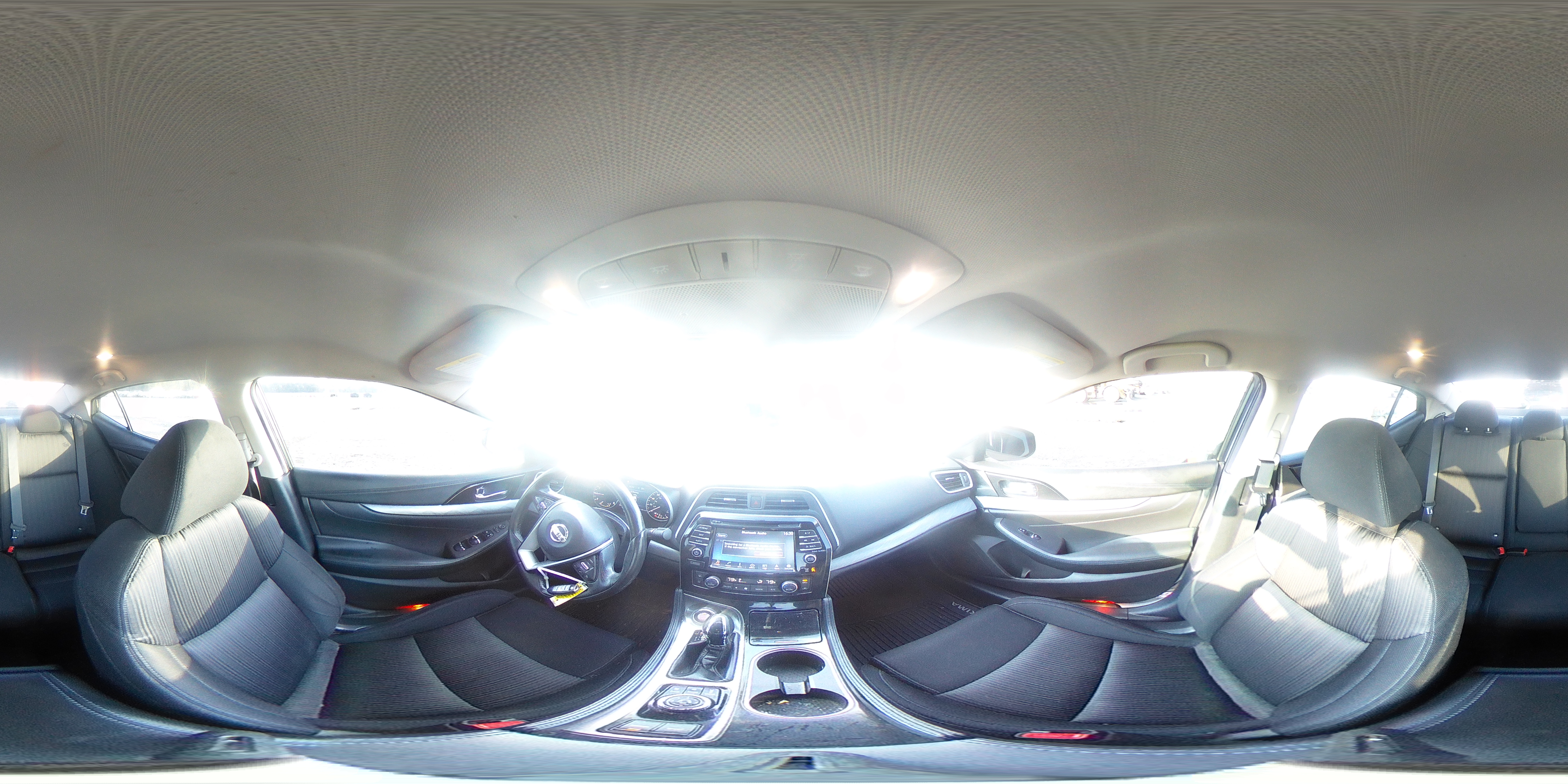 2018 Nissan Maxima - Image 13