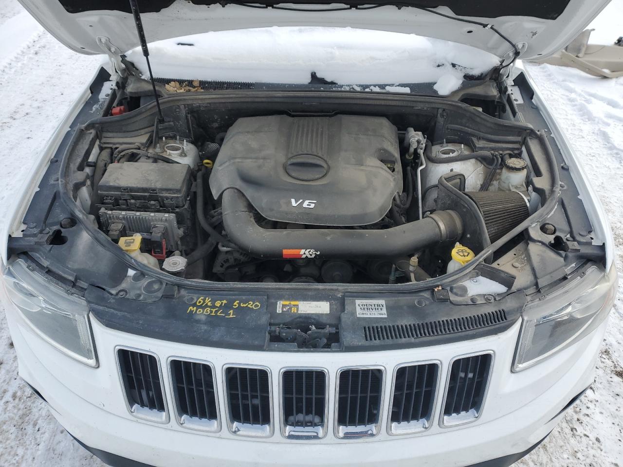 2015 Jeep Grand Cherokee - Image 12