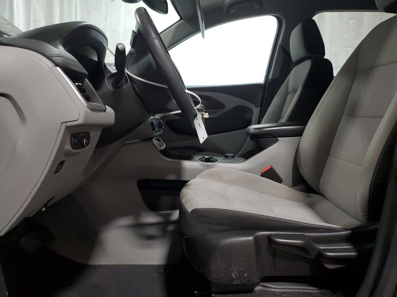 2022 GMC Terrain - Image 7