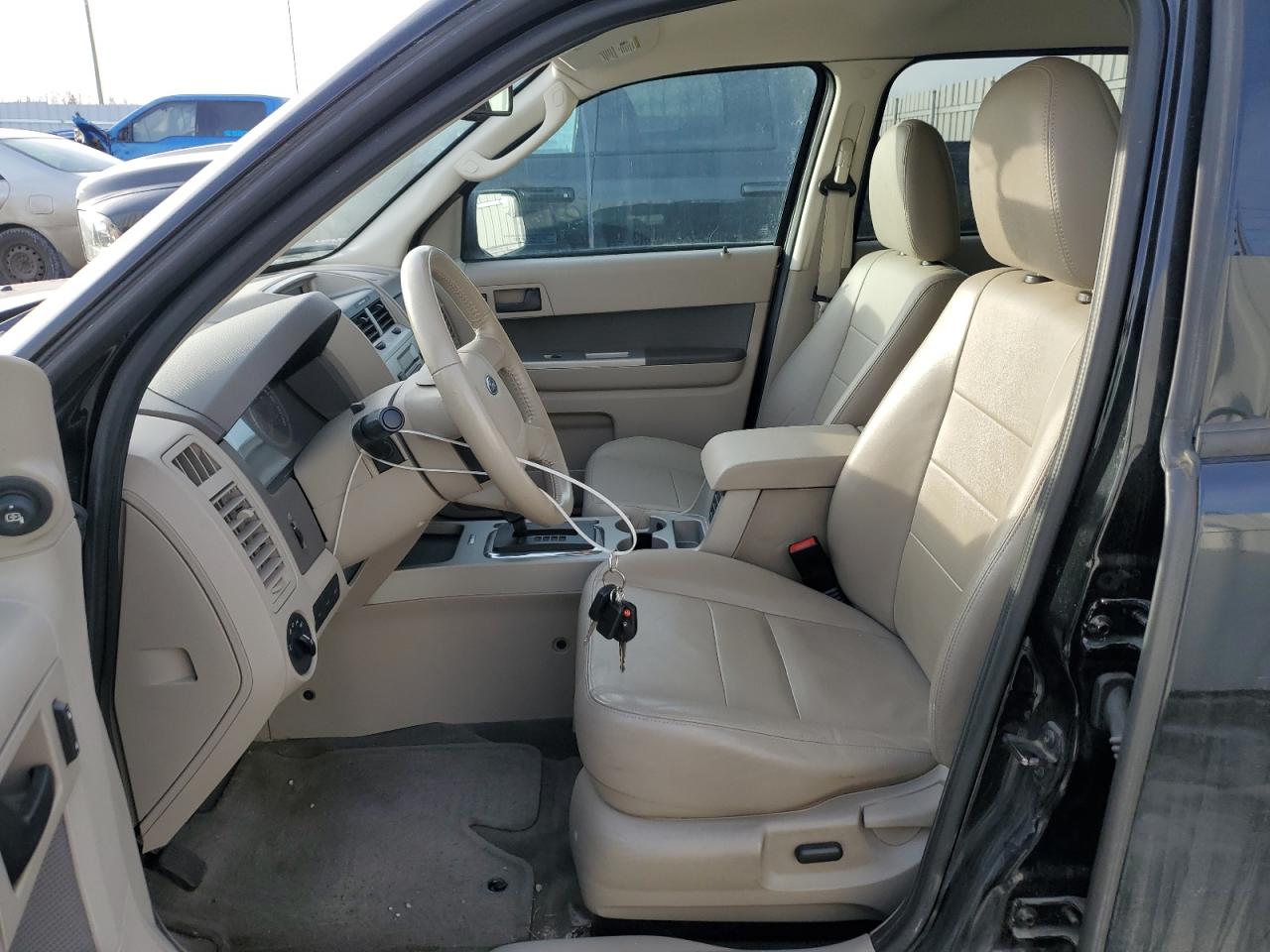2010 Ford Escape - Image 7
