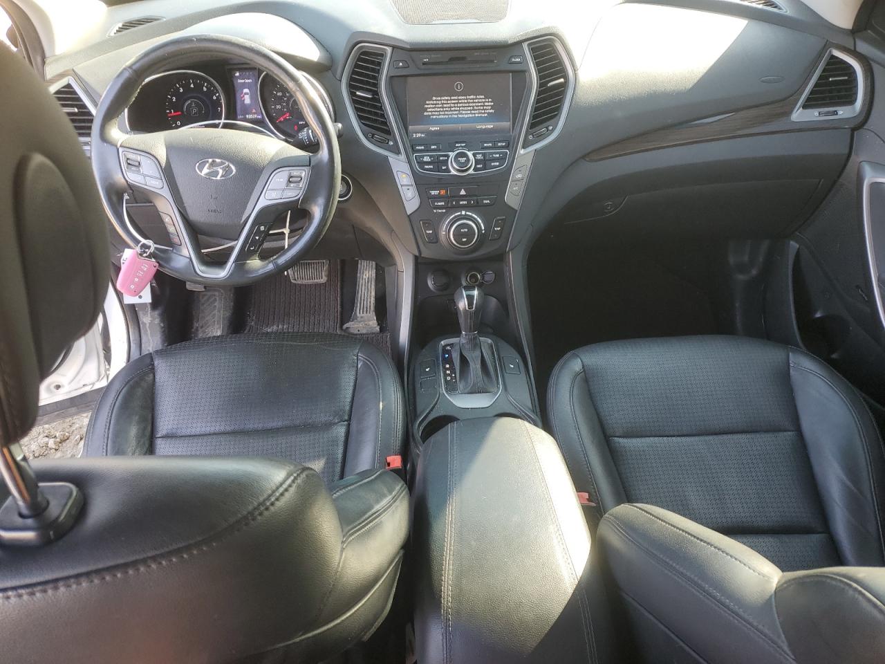 2013 Hyundai Santa Fe - Image 8