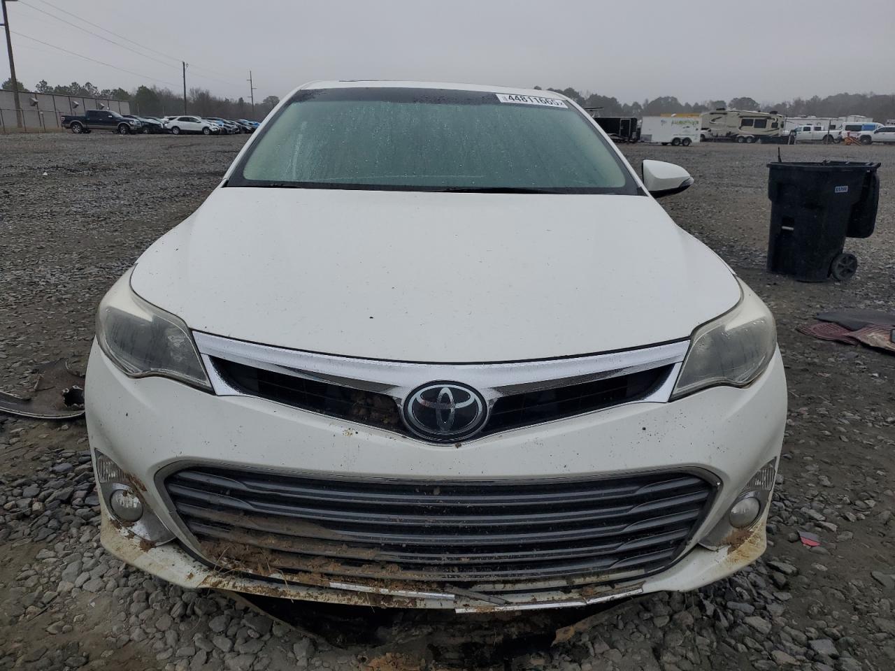 2015 Toyota Avalon - Image 5
